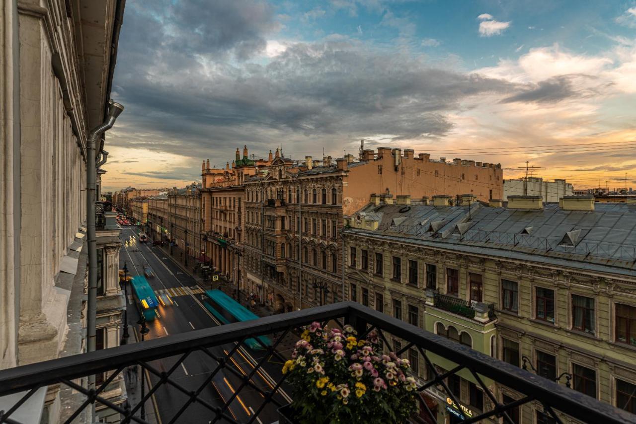 Nevskiy Eclectic By Akyan Saint Petersburg Exterior photo
